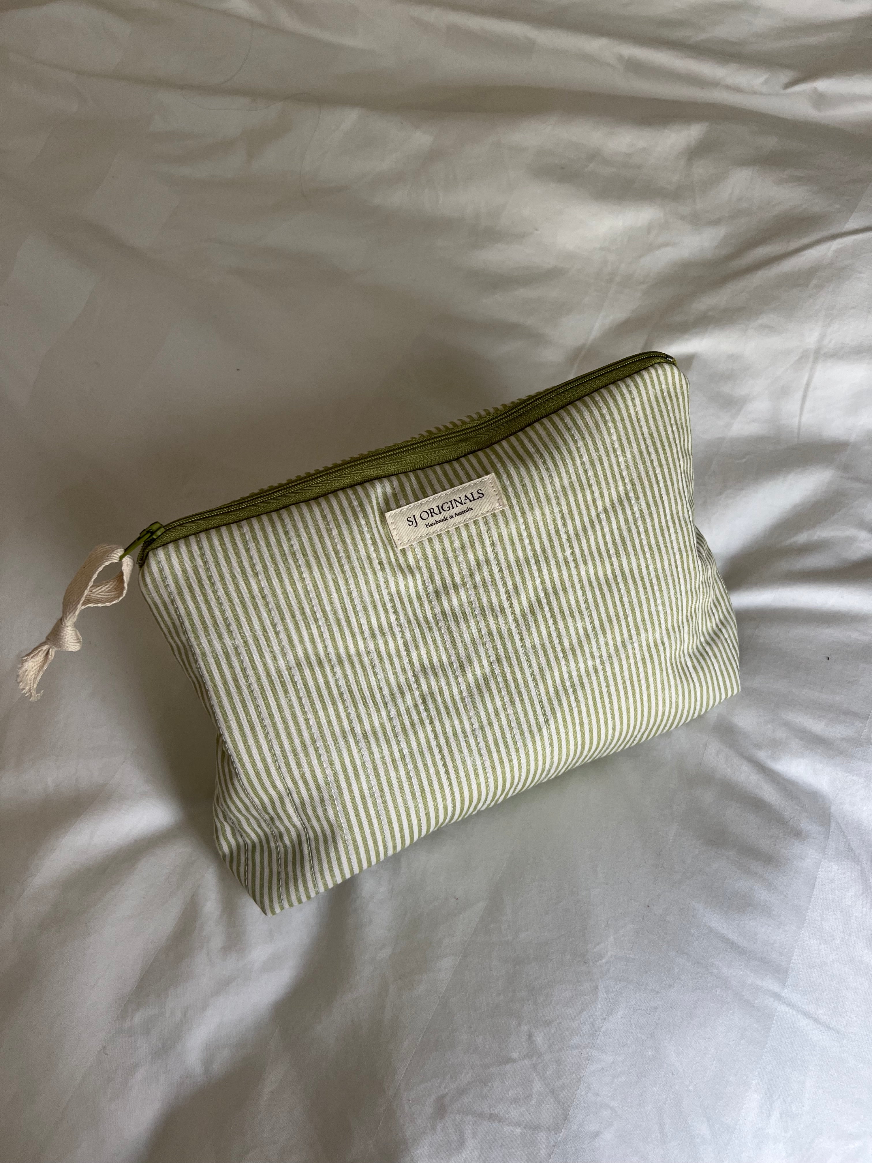 Sage Essentials Pouch